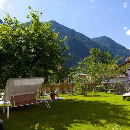 Garni Tyrolia Hotel Campitello di Fassa Exterior photo